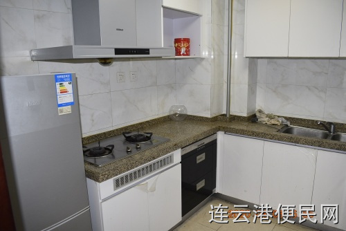 恒大名都3室1厅全新家具家电出租