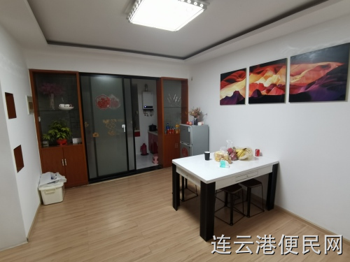 有房找合租室友，限男生