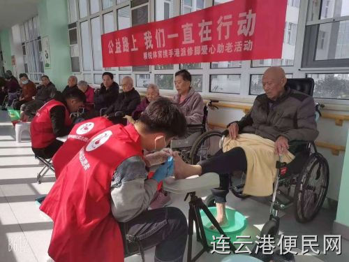 天下任你闯，父母九如养